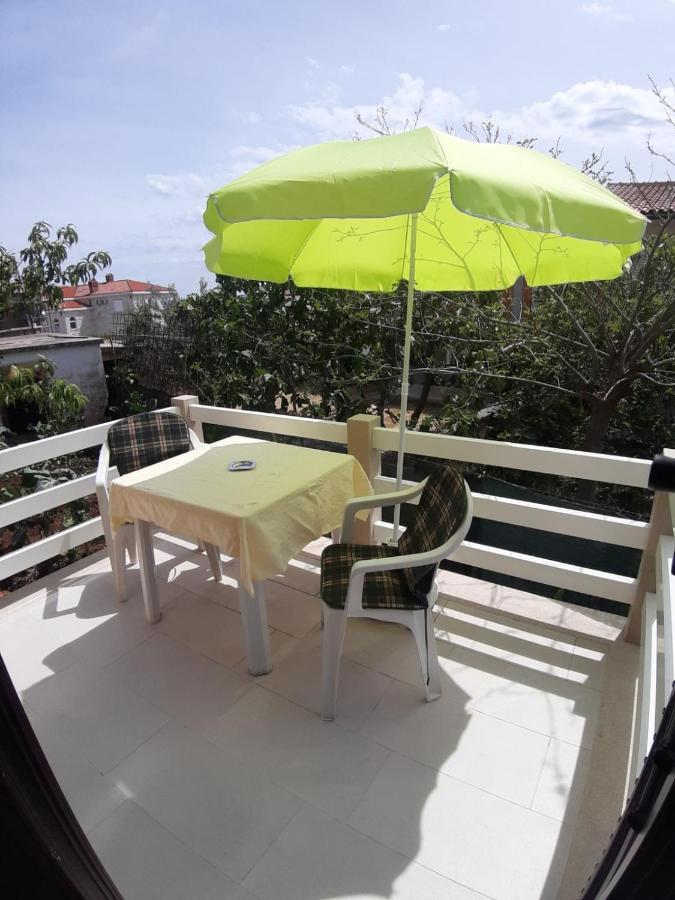 Apartmani Luce Sumartin Exterior foto